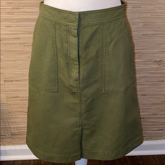 J. Crew Dresses & Skirts - J. Crew green canvas skirt 6 Stylish flattering
